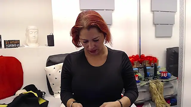 eva_twiss's cam snapshot