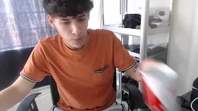 MaxStar26 live sex cam