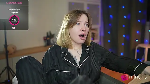 melanielwithu's cam snapshot