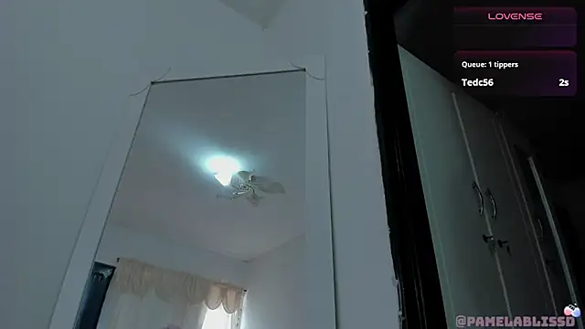 PamelaBliss's cam snapshot