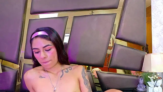 NicoleEsposito's cam snapshot