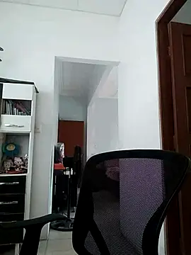 KenazBoy's cam snapshot