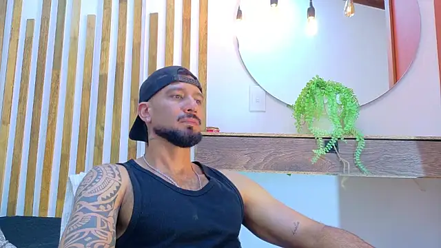 yorbymaxx's cam snapshot