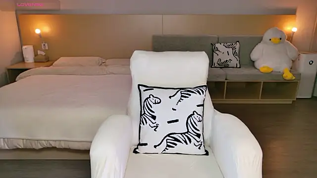 Lucky-baby's cam snapshot