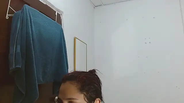 Thalian's cam snapshot