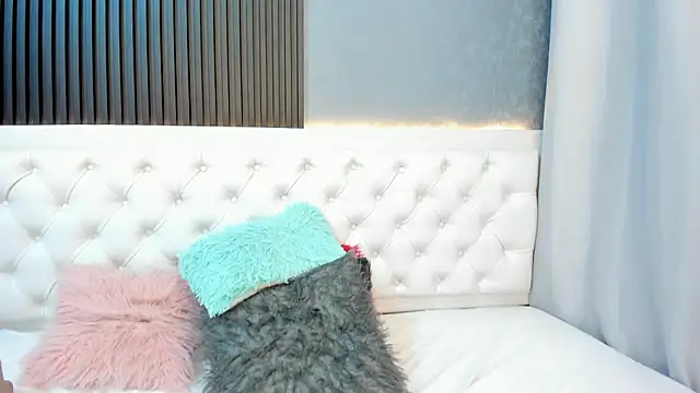 MHONIKBELUCCI's cam snapshot