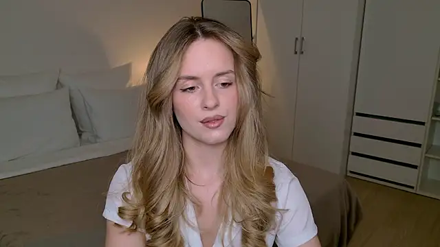 RozzitaBedberry's cam snapshot