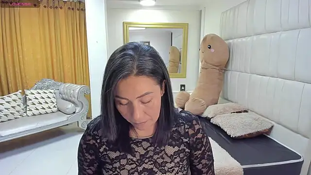 gaby_trent's cam snapshot