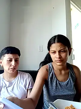 Mei_and_Gaby live sex cam