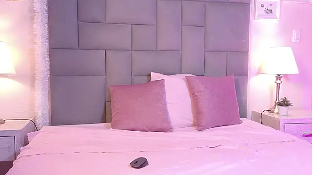 Noah_Bells live sex cam