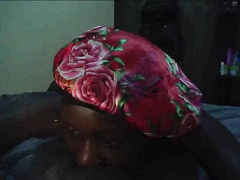 Adaline-Paris's cam snapshot