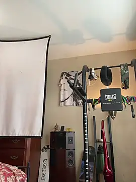 KeYBuMp323 live sex cam