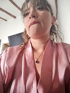 tata_sanz_ live sex cam