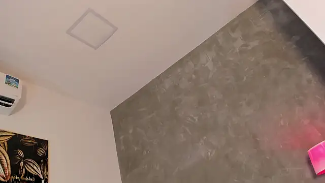 dylan_cross_ live sex cam