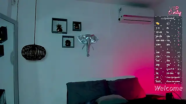 AmberAdams_ live sex cam