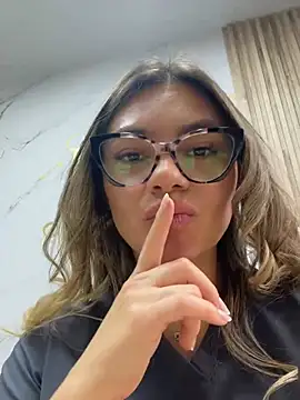 alicee16 live sex cam