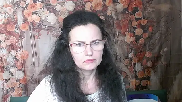 Miroslava_Happi's cam snapshot