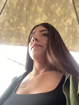 ElectraPink_'s cam snapshot