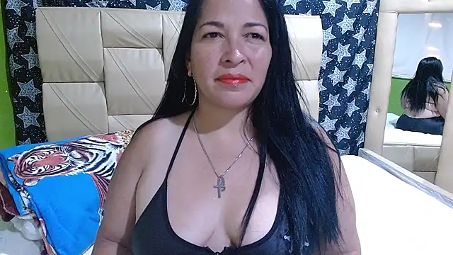 Stefanny_Taylor_'s cam snapshot