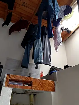 Iris_love18 live sex cam