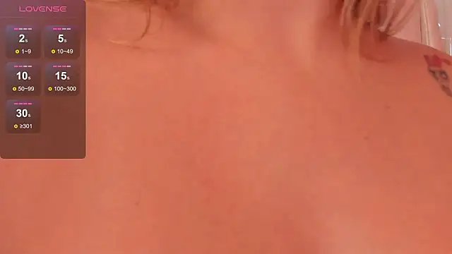 alaia_greyy's cam snapshot