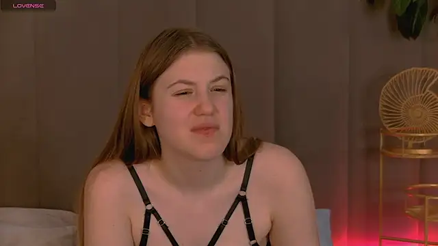 MelanieHenders's cam snapshot