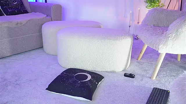 curlynatashaa's cam snapshot