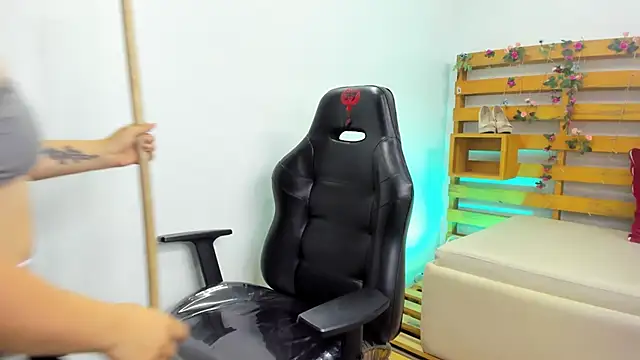 AteneaStone_'s cam snapshot