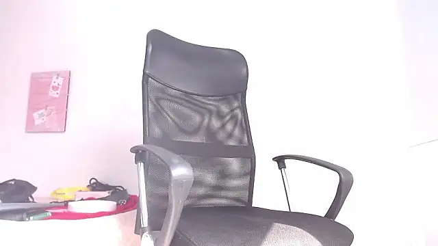 CarolineAikos's cam snapshot