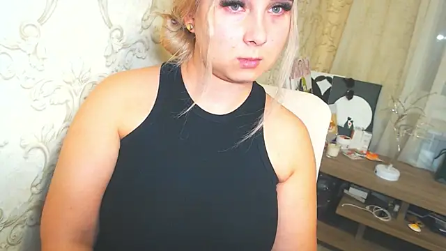 DolphinDreams's cam snapshot