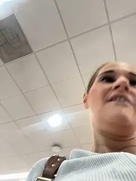 lolabunny9's cam snapshot