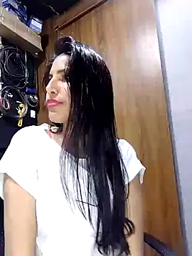 daringandunique's cam snapshot