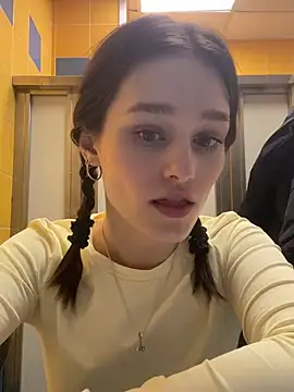 Mia_Mia_M's cam snapshot