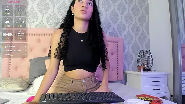 emma_scott_7's cam snapshot