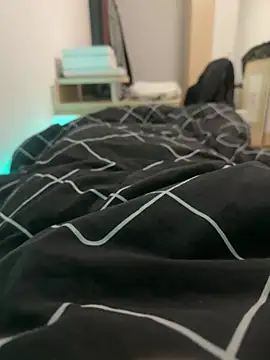 BIGDICK111000 live sex cam