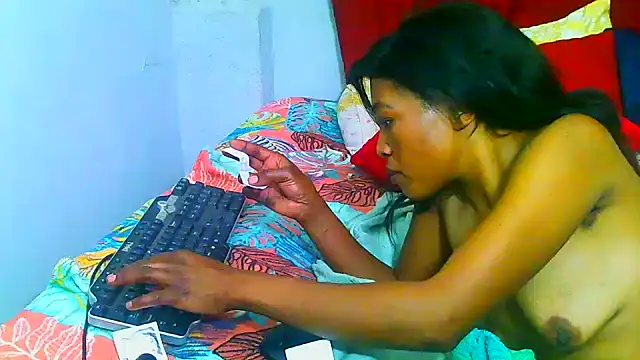 freaky_naughty's cam snapshot