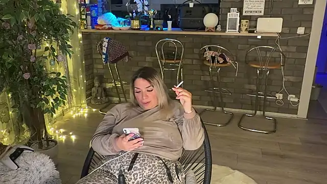 Monageil's cam snapshot