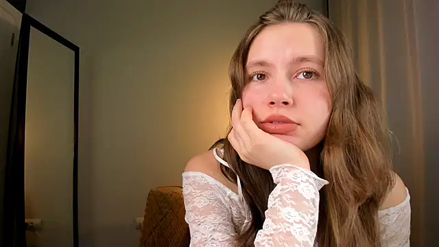 MaryannSoftt's cam snapshot