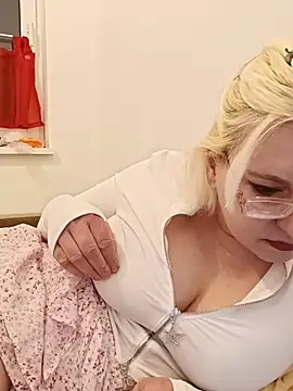 VikaKing's cam snapshot