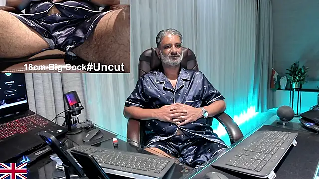 OnlineBossUK live sex cam