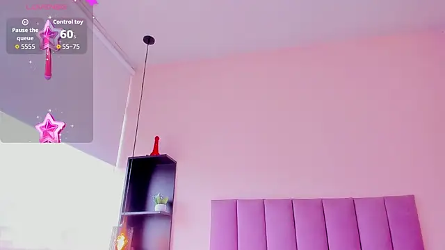 violet_myerrs's cam snapshot