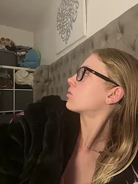 RosieLovexoxx live sex cam