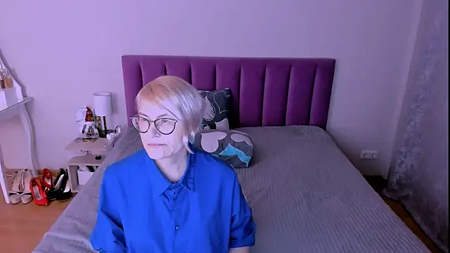 sabrinamacmarren's cam snapshot