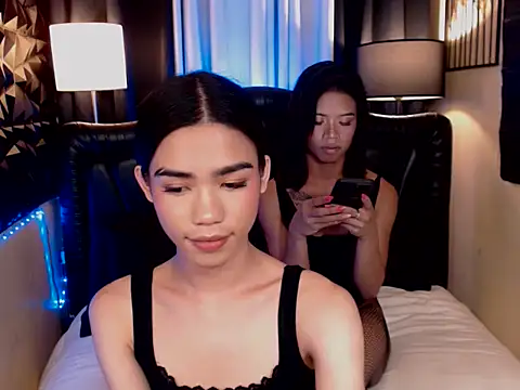 Valentina_Eloise live sex cam