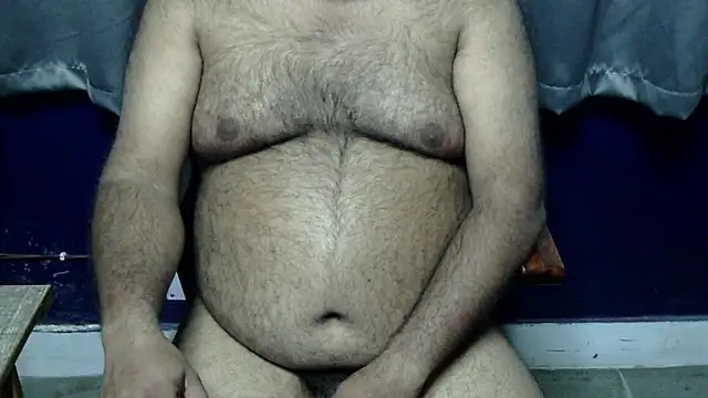 hairysubcub_70's cam snapshot