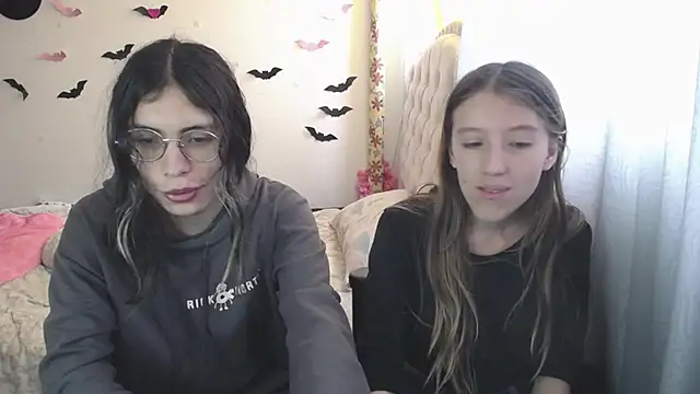 Briar_y_Blair live sex cam