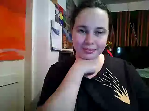 Cora_Maro's cam snapshot