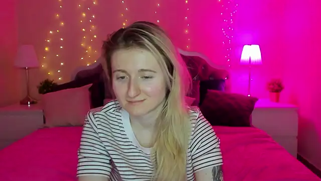 CamillaDreamer's cam snapshot