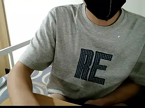 Gwencloudy live sex cam