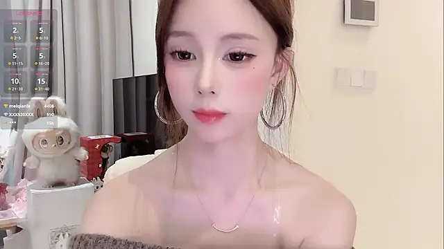 Nebula-qiu live sex cam